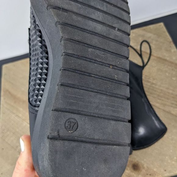 B2 Browns- black leather wedge oxfords Lafayette shoes size 7- chic & cozy! - Picture 9 of 9